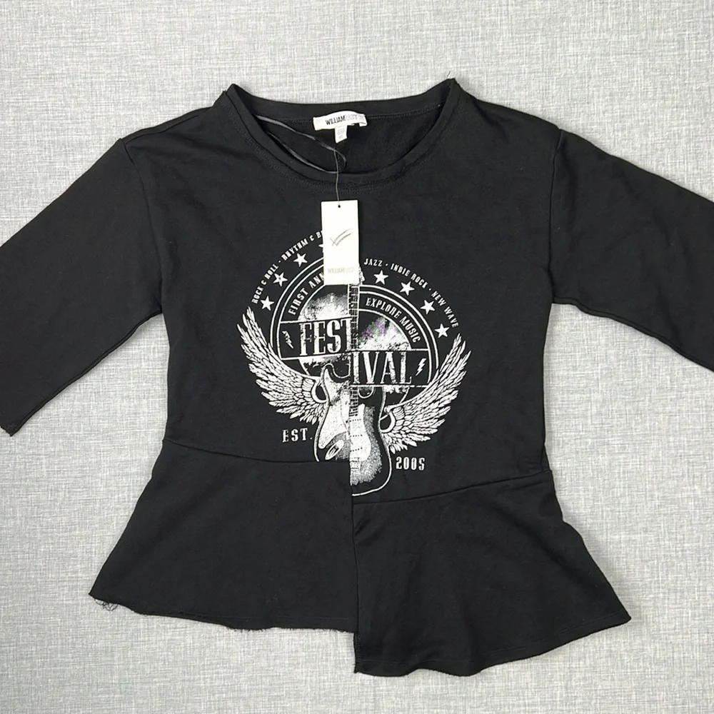 William Rast Black & White Offset Graphic Sweatshirt Tee Juniors Size XS - Picture 2 of 7